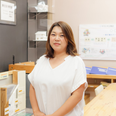 此島 麻衣子
