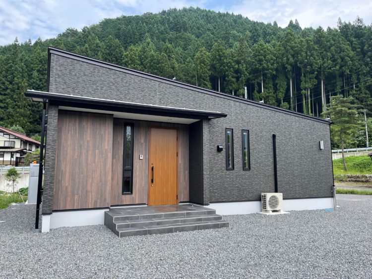 郡上市　大型平屋住宅